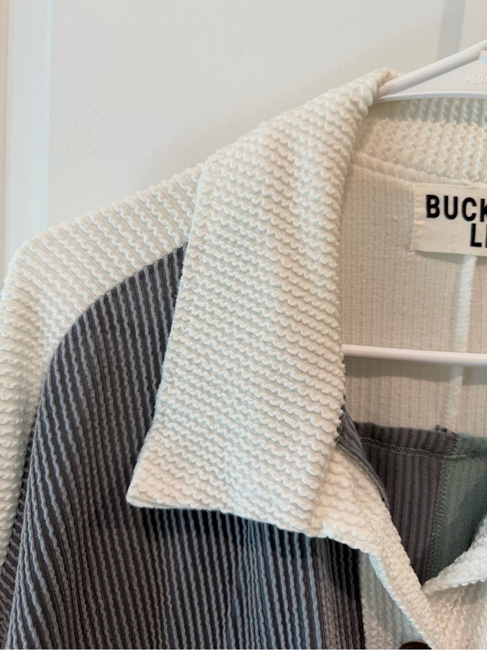 BUCKETLIST Top Size Medium Oversized - Picture 7 of 16